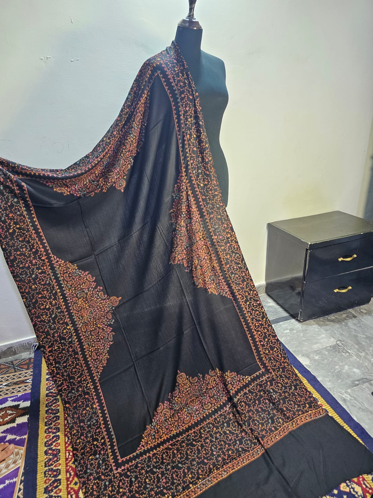 Black Kashmiri Kacha Tanka 3PC Suit