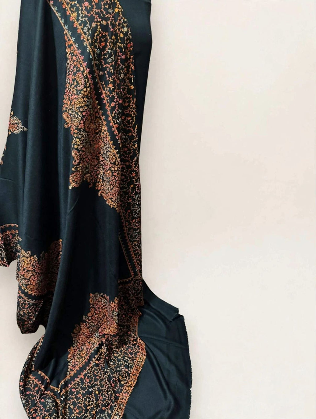 Black Kashmiri Kacha Tanka 3PC Suit