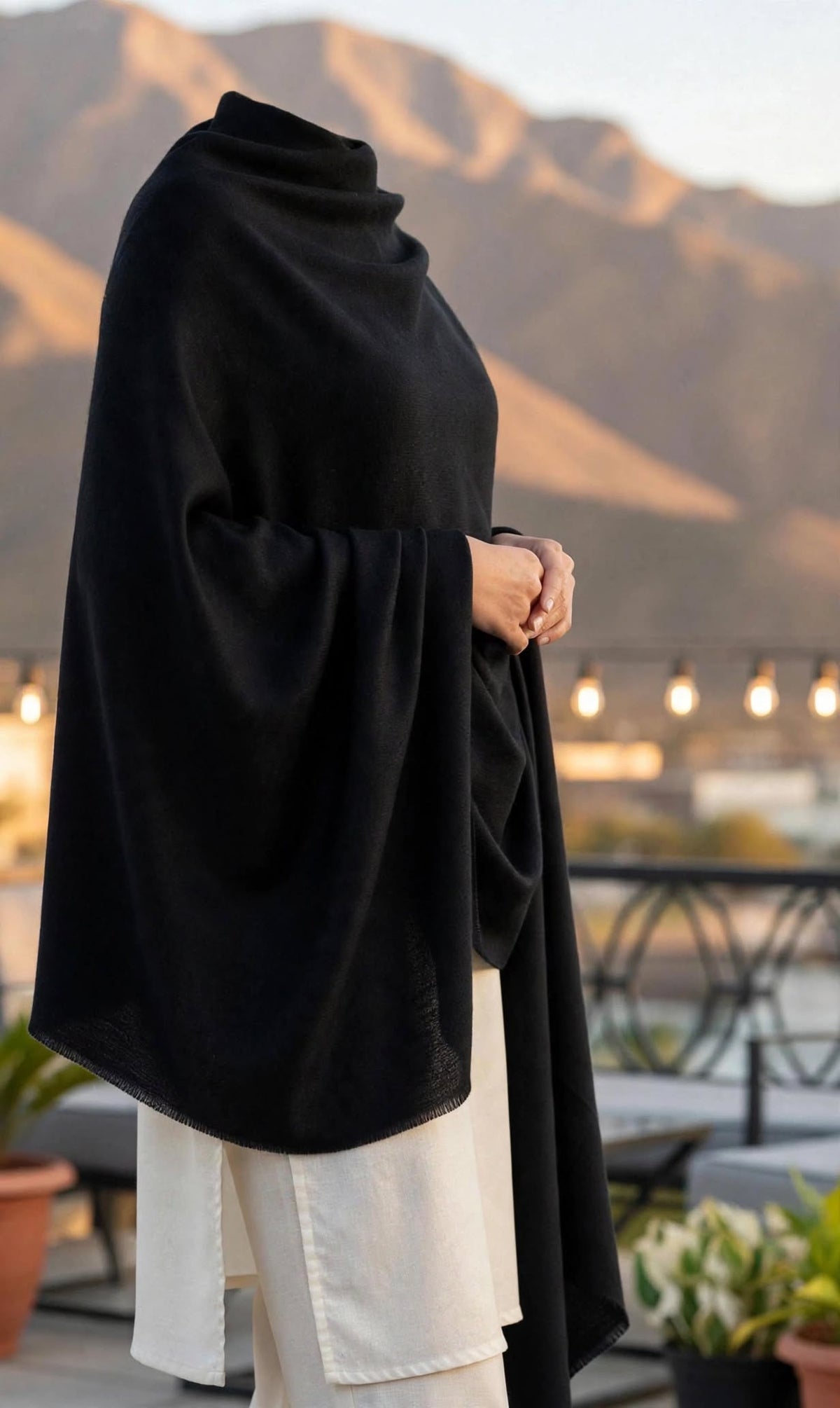 Black 72 Grade Pashmina Shawl