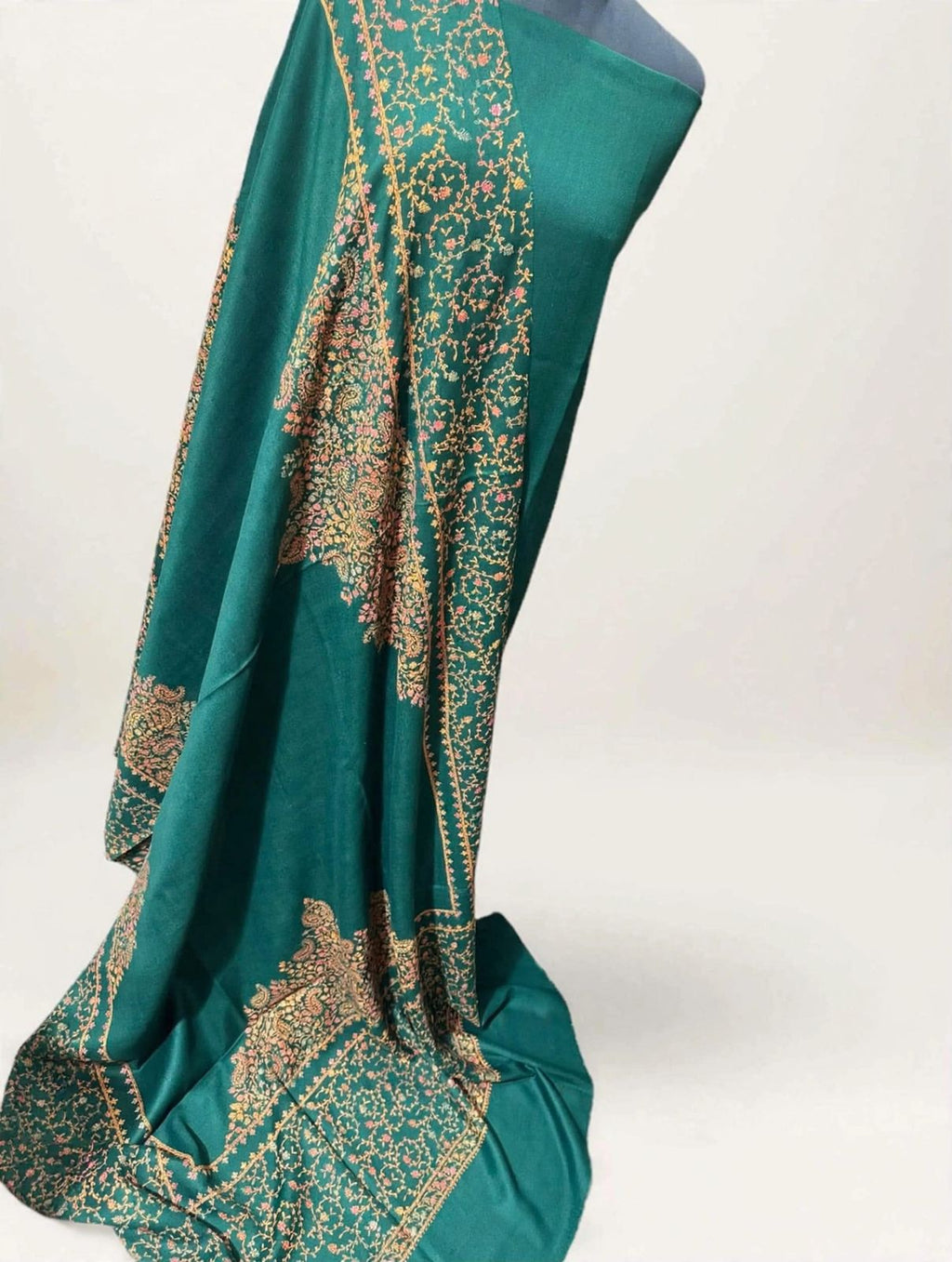 Bottle Green Kashmiri Kacha Tanka 3PC Suit
